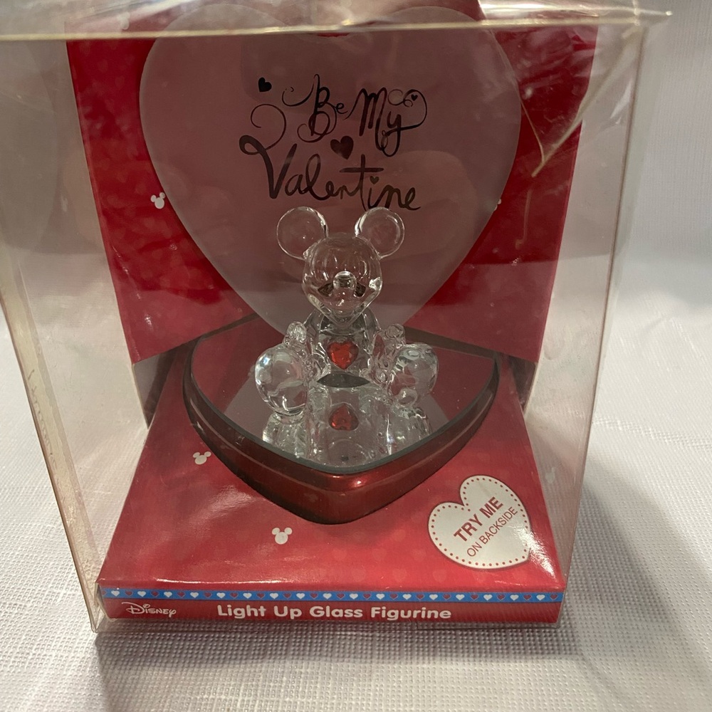 Disney Crystal Heart Mickey  Mouse with Light-Up Feature